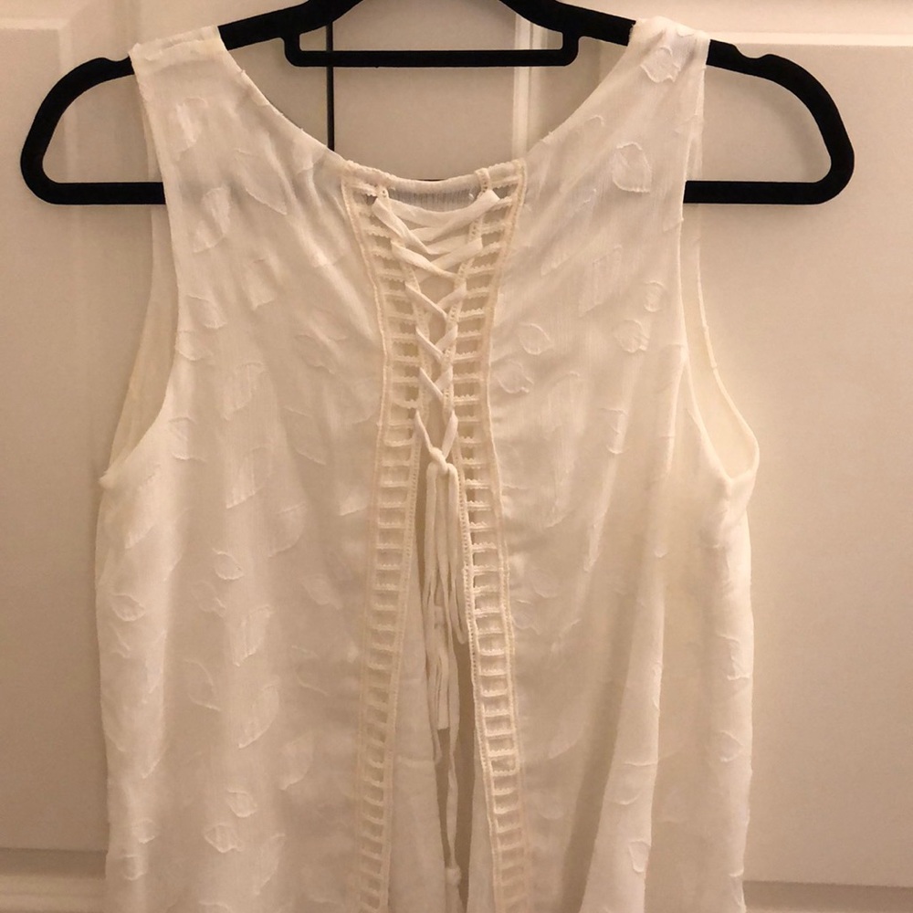 Fab’rik White Feather/Ruffle Top